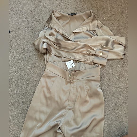Satin pants set - Picture 2 of 3